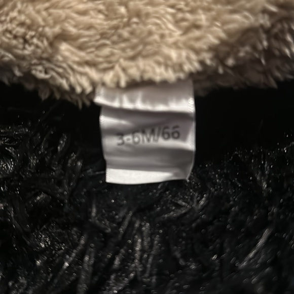 Adorable bear snowsuit - Picture 3 of 3